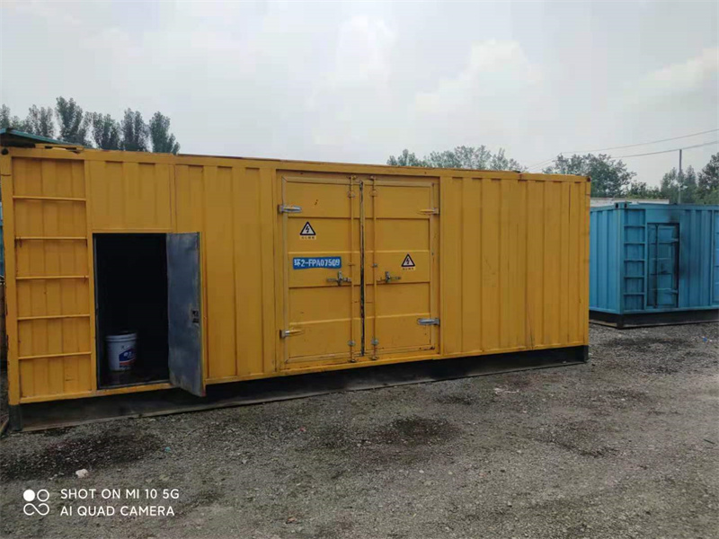 班戈200KW柴油发电机组需要配备什么型号的电缆线？