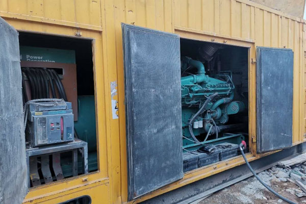 班戈发电机组夏季保养的注意事项有哪些？