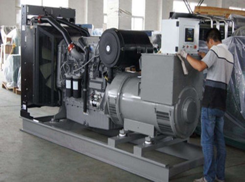 班戈柴油发电机组和储能设备配合使用的案例