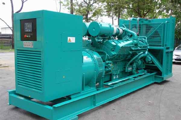 班戈柴油发电机组电压不稳定怎样维修？