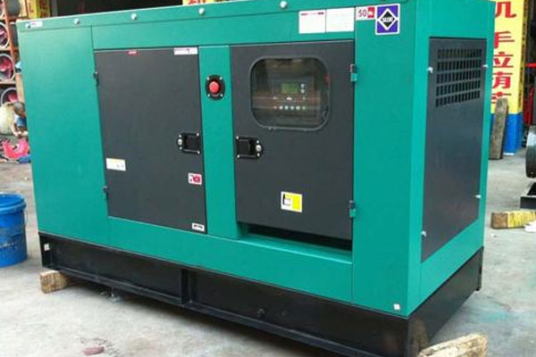 班戈如何检查机油的使用时间？