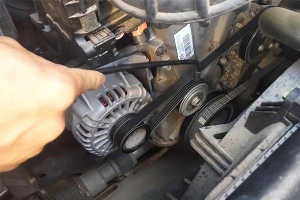 班戈转速传感器的工作原理是什么？