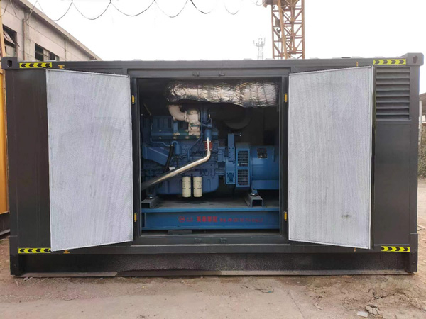 班戈柴油发电机组的电瓶应该如何选择？