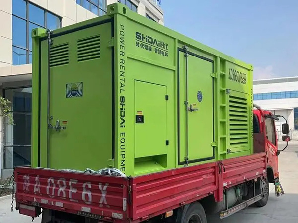 班戈更换水冷式机油散热器的密封件时，如何选择合适的密封胶？