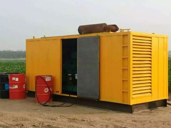 班戈如何判断柴油发电机的充电系统是否正常？